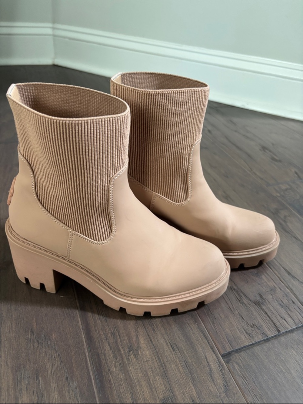 Carvela Neutral Tan Ribbed-Shaft Chunky Heel Boot
